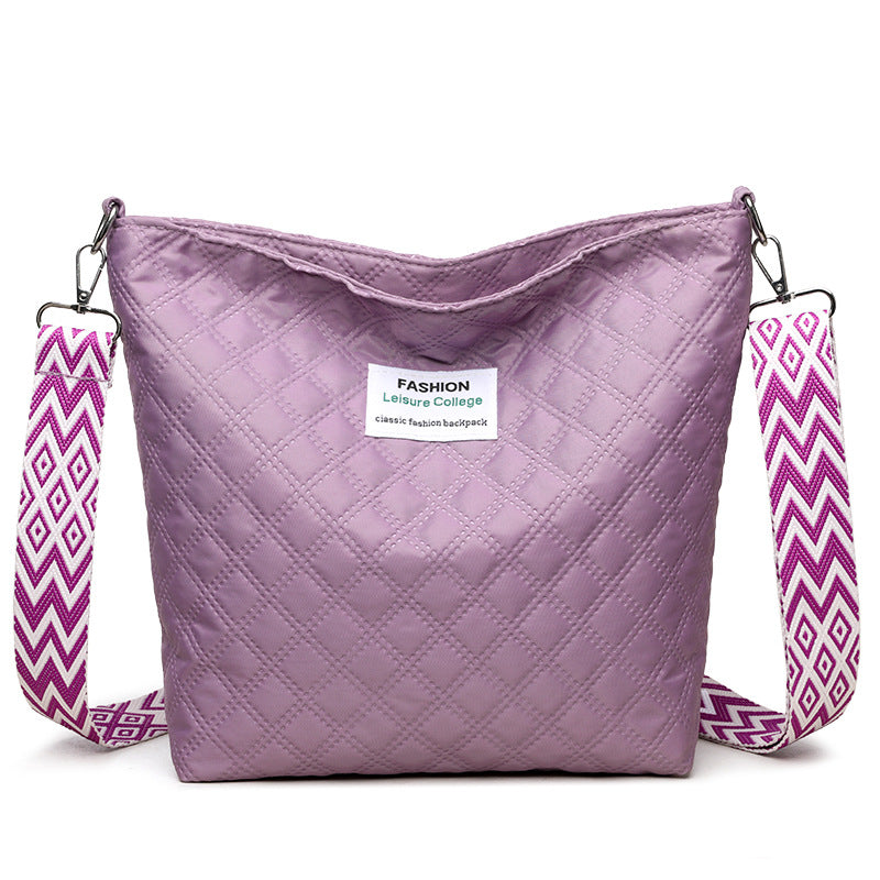 Fashion Quilted Shoulder Diamond Lattice Letter Label Large-capacity Crossbody Bag
